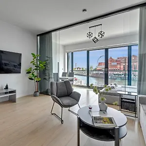  Apartment Symfonia Amazing River View By Downtown Polen